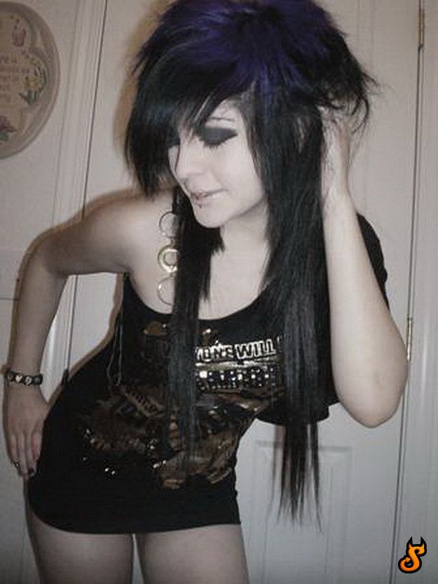 Do Emo Girls Appeal You? (75 pics)