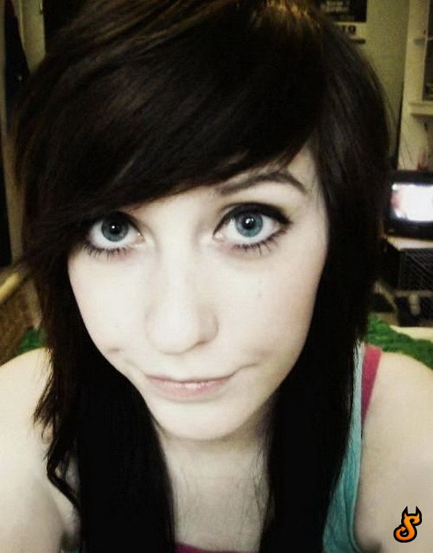 Do Emo Girls Appeal You? (75 pics)