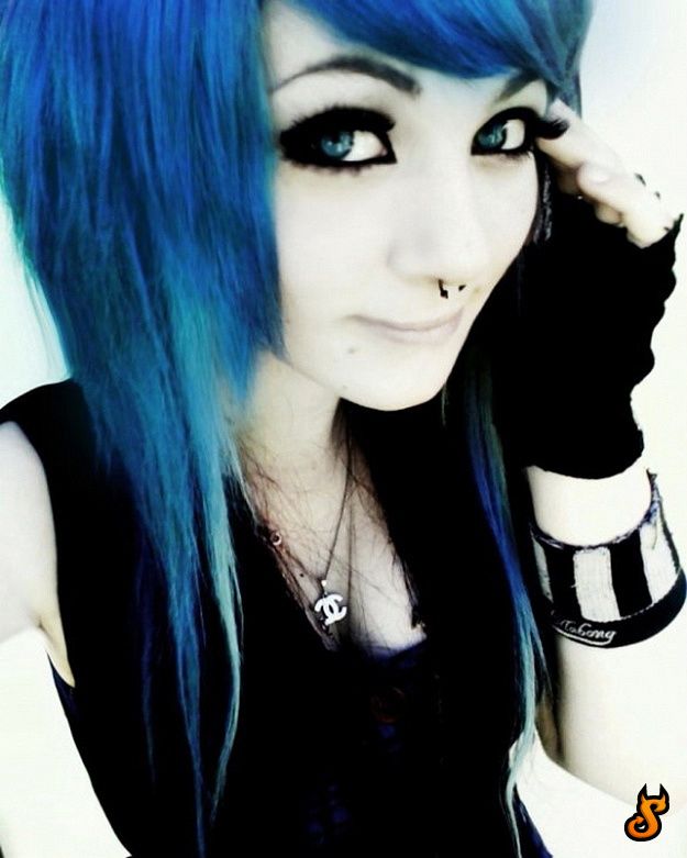 Do Emo Girls Appeal You? (75 pics)