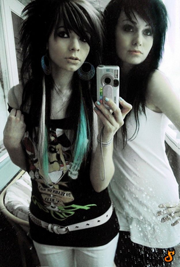Do Emo Girls Appeal You? (75 pics)