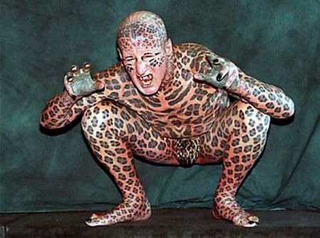 Strange Body Modifications (20 pics)