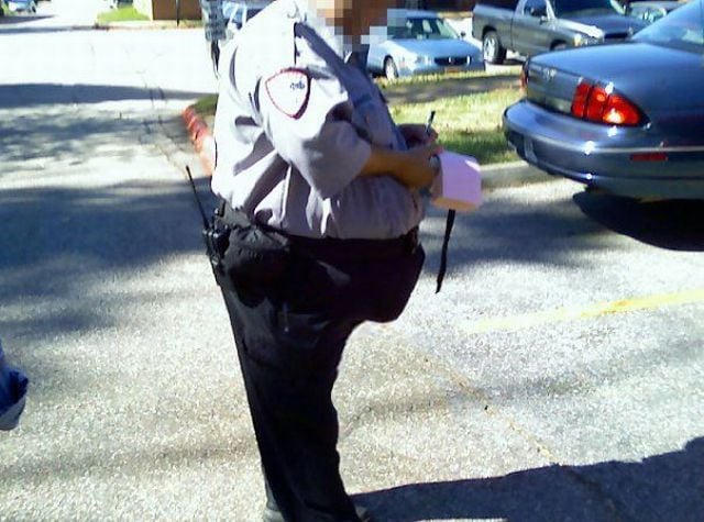 Butts In The Front (29 pics)