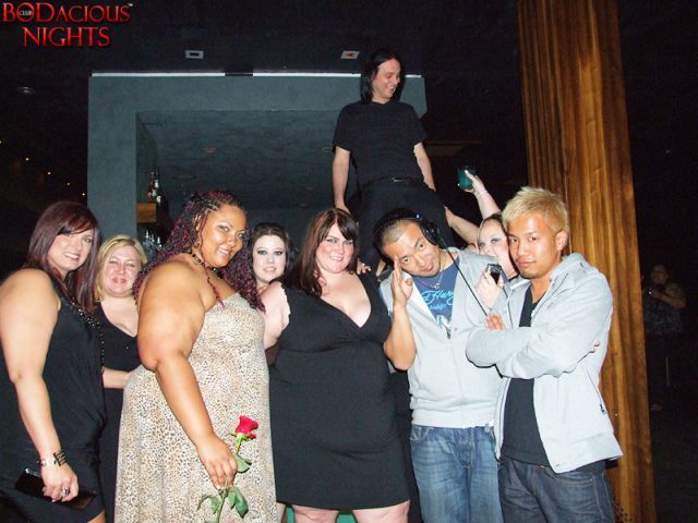 Night Clubs For Overweight People. Part 2 (47 pics)