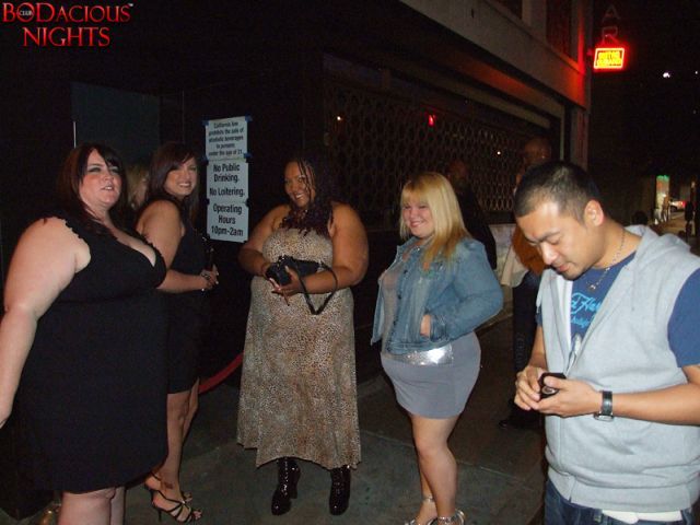 Night Clubs For Overweight People. Part 2 (47 pics)