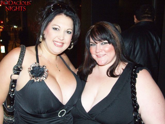 Night Clubs For Overweight People. Part 2 (47 pics)