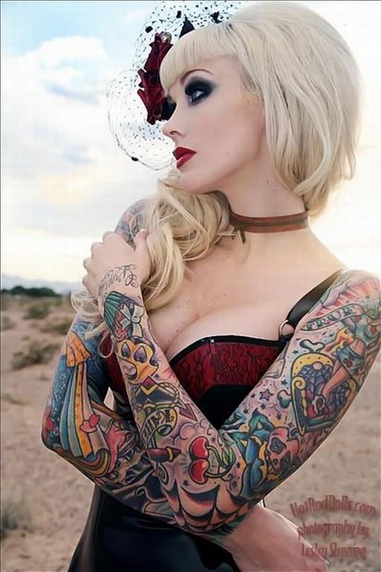 Compilation of Girls with Tattoos. Part 2 (33 pics)
