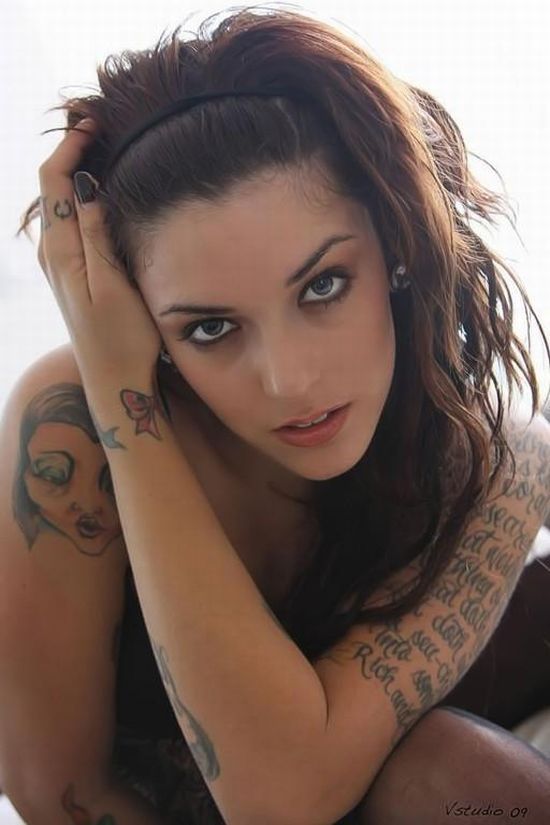 Compilation of Girls with Tattoos. Part 2 (33 pics)