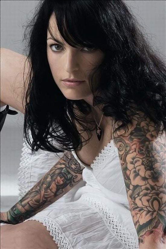 Compilation of Girls with Tattoos. Part 2 (33 pics)