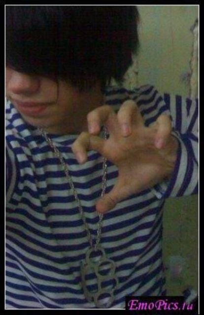 Hot Emo Boys (49 pics)