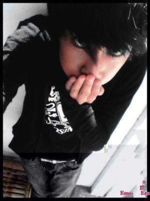 Hot Emo Boys (49 pics)