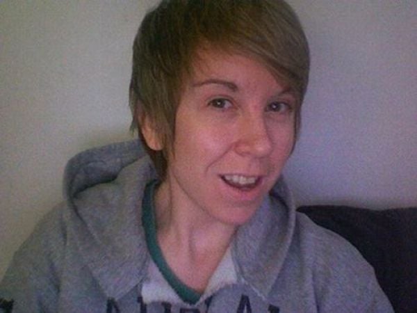 Is It Justin Bieber or a Lesbian Looking Like Him? (25 pics)