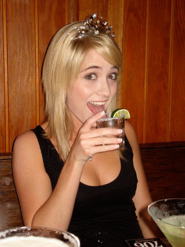 Tequila Causes Hilarious Faces (50 pics)