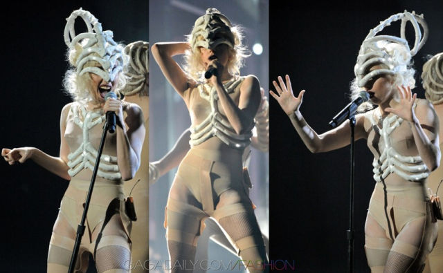 The Most Outrageous Lady Gaga’s Costumes (25 pics)