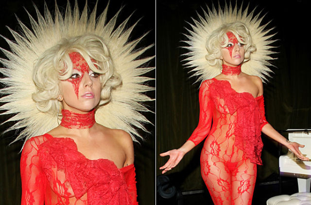 The Most Outrageous Lady Gaga’s Costumes (25 pics)