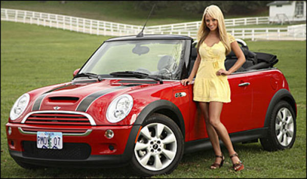 Sexy Playboy Playmates of the Year and Pink Cars (38 pics)