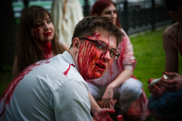 Zombie Walk in Moscow (84 pics)
