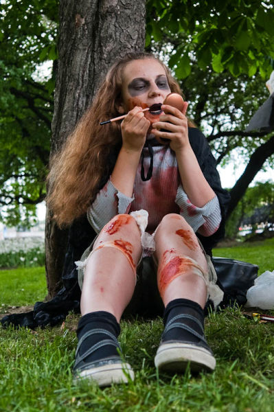 Zombie Walk in Moscow (84 pics)