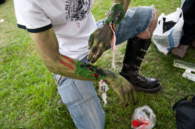 Zombie Walk in Moscow (84 pics)