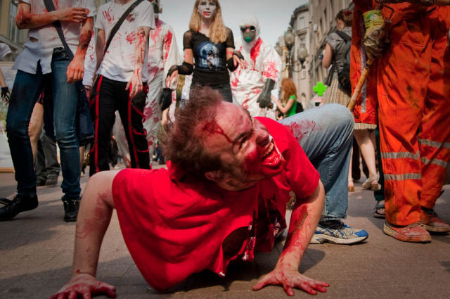 Zombie Walk in Moscow (84 pics)