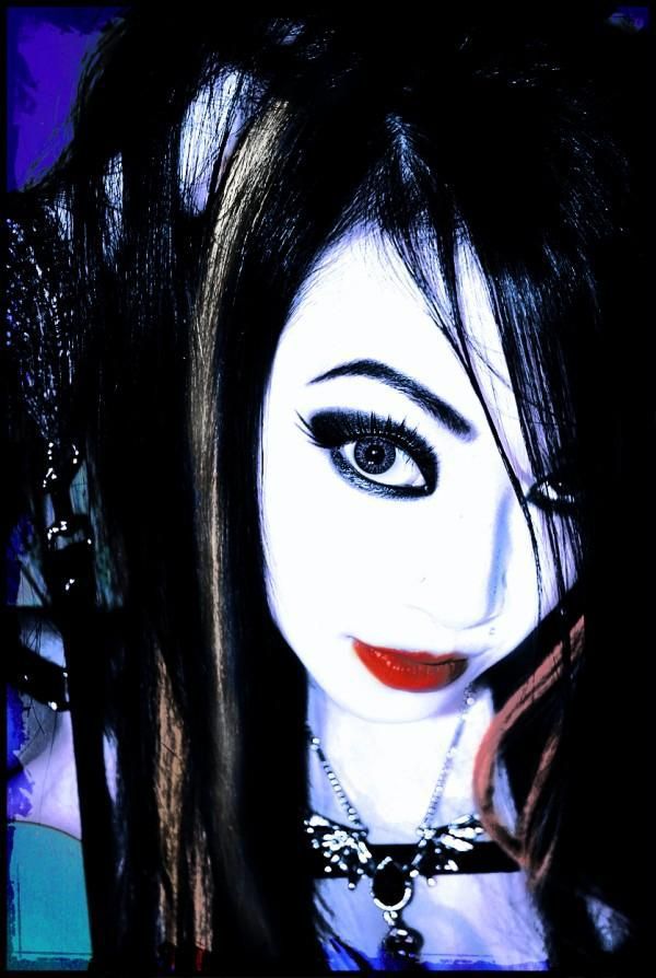 VampBeauty’s Masks and Reincarnations (38 pics)