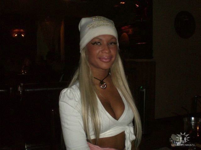 Silicone “Dolls” (72 pics)
