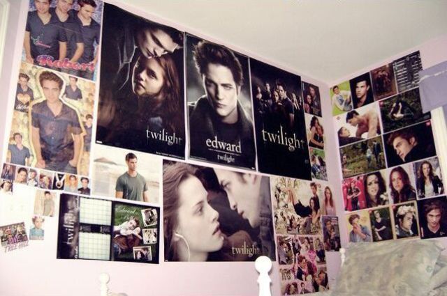 Twilight Fans with Creepy Twilight-Themed Bedrooms (28 pics) Twilight Fans with Creepy Twilight-Themed Bedrooms (28 pics)