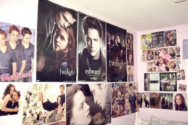 Twilight Fans with Creepy Twilight-Themed Bedrooms (28 pics) Twilight Fans with Creepy Twilight-Themed Bedrooms (28 pics)