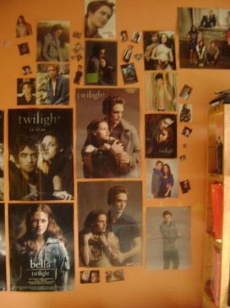 Twilight Fans with Creepy Twilight-Themed Bedrooms (28 pics) Twilight Fans with Creepy Twilight-Themed Bedrooms (28 pics)