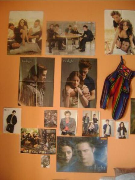 Twilight Fans with Creepy Twilight-Themed Bedrooms (28 pics) Twilight Fans with Creepy Twilight-Themed Bedrooms (28 pics)