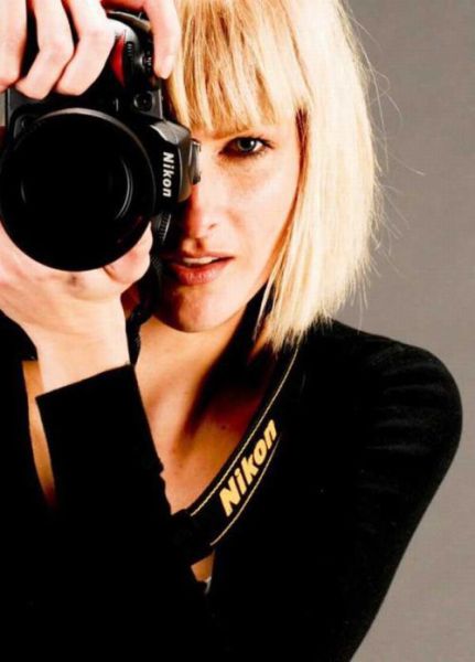 Cute Female Photographers Being photographed