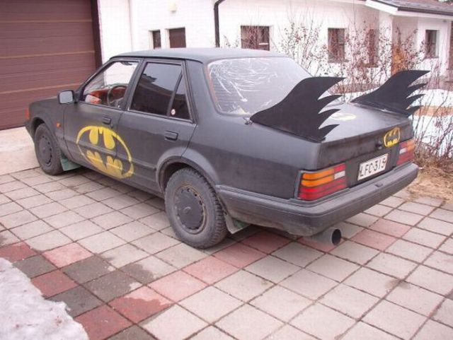 Epic Cars for Batman Fans (17 pics) Epic Cars for Batman Fans (17 pics)