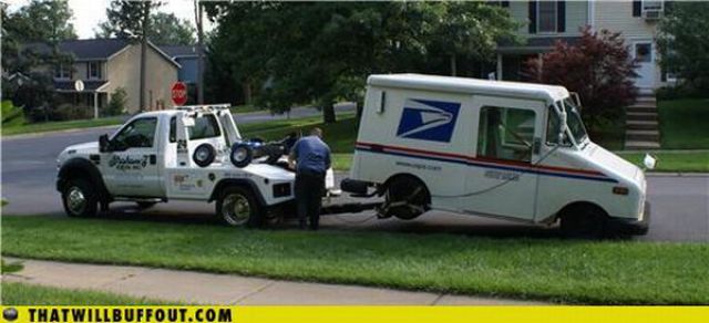 Cars in Hilarious and Weird Situations (83 pics)