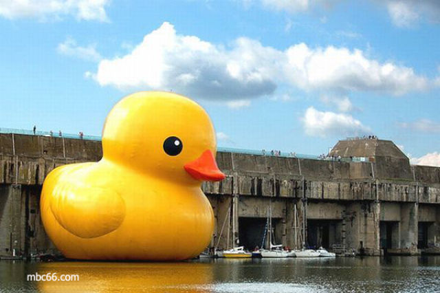 Awesome Giant Sculptures (31 pics) Awesome Giant Sculptures (31 pics)