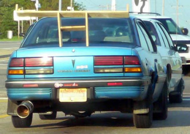 Ridiculous Car Spoilers (15 pics)