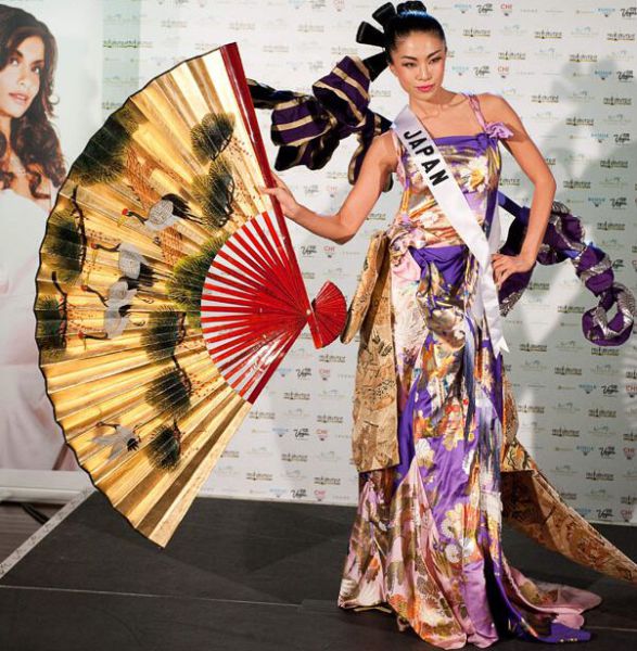 National Costumes at Miss Universe 2010 (30 pics)