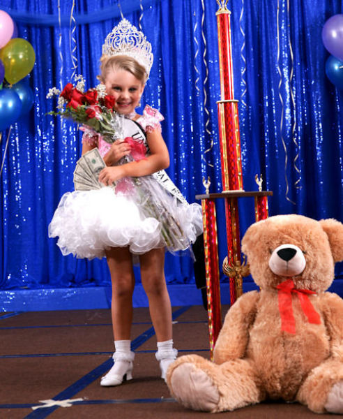 Beauty Children Pageants Make Children Look Ugly