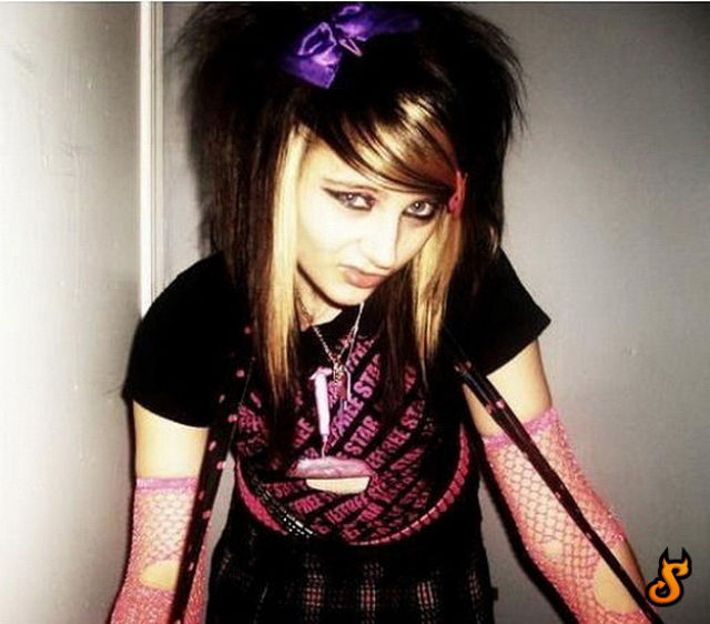 new selection with emo girls 35 pics 31.html - 35 HD Photos | Premium Gallery 2010