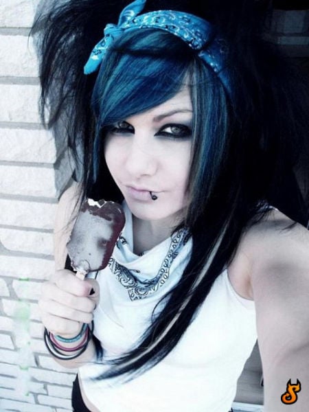 new selection with emo girls 35 pics 31.html - 35 HD Photos | Premium Gallery 2010