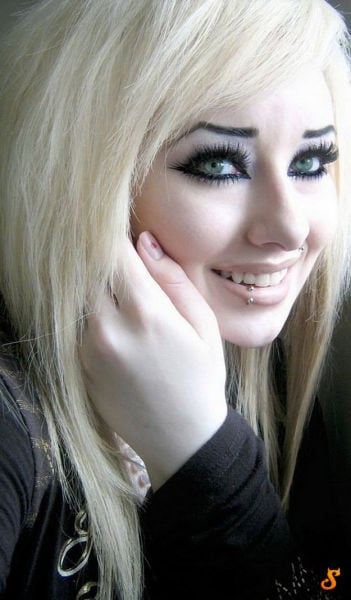 new selection with emo girls 35 pics 31.html - 35 HD Photos | Premium Gallery 2010