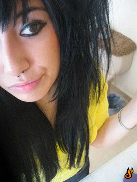 new selection with emo girls 35 pics 31.html - 35 HD Photos | Premium Gallery 2010