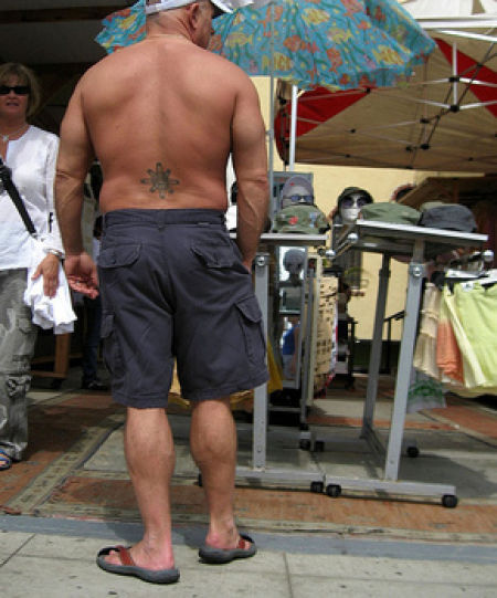 Horrible Male Tramp Stamps (26 pics)