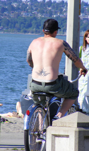 Horrible Male Tramp Stamps (26 pics)