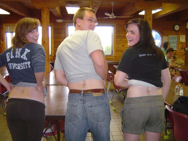 Horrible Male Tramp Stamps (26 pics)