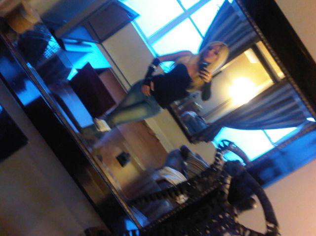 Izismile Babe Roll Call: Carole-Anne