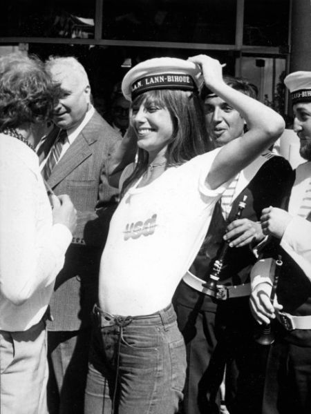 Rare Photographs of Celebrities. Part 12