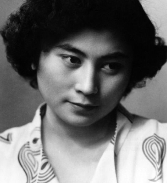 Rare Photographs of Celebrities. Part 12