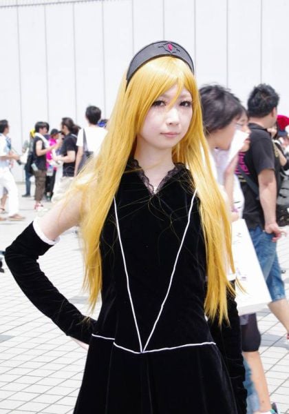 Sexy Cosplay Girls from Comiket