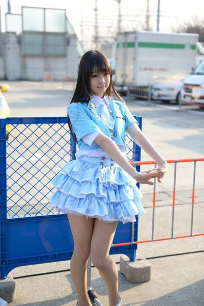 Sexy Cosplay Girls from Comiket