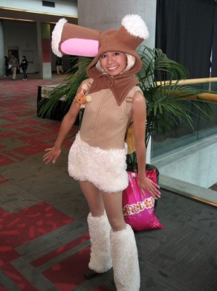 Cute Girls in Pokemon Cosplays