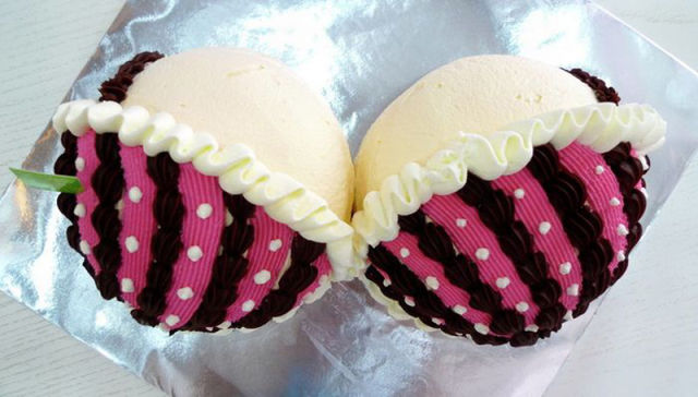 Busty Cakes